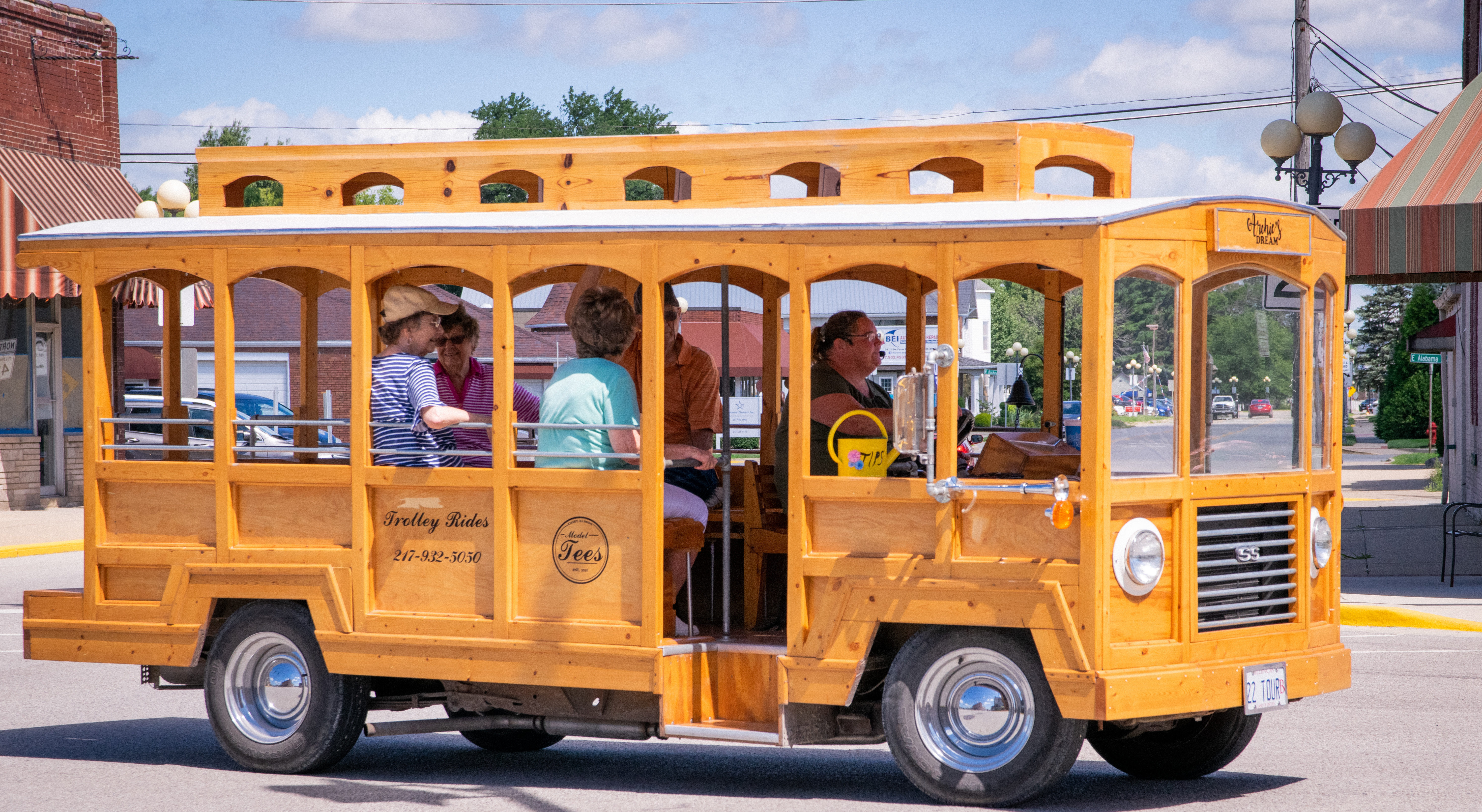 Model Tees Trolley tours