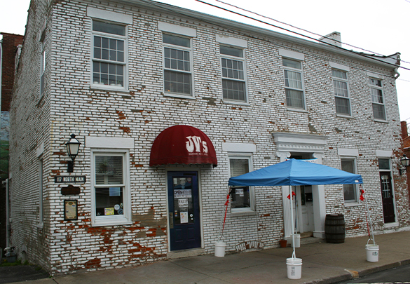 JV's Downtown Bar & Grill
