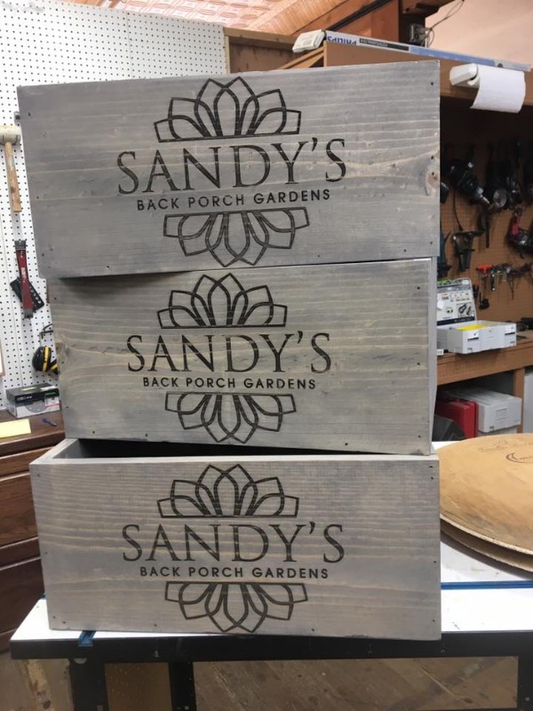 Live Oak Wine Decor