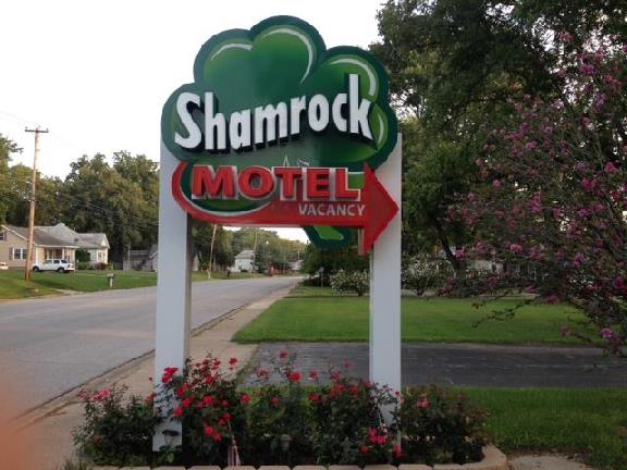 Shamrock Motel