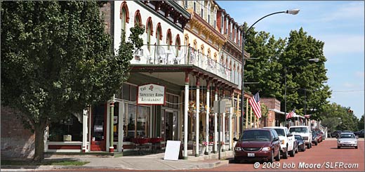 St. Louis Street Shopping