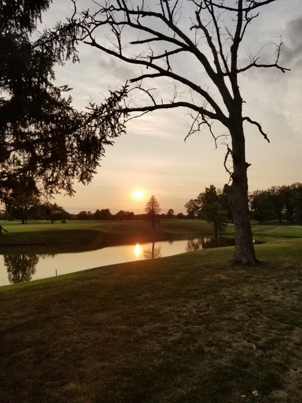 Flora Golf & Country Club