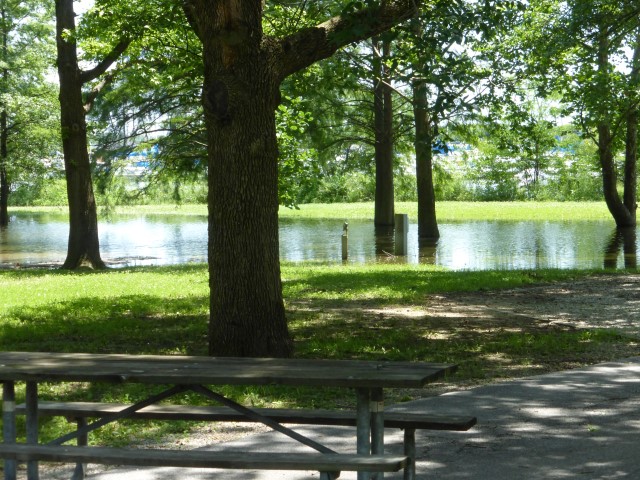 Dam West Campground