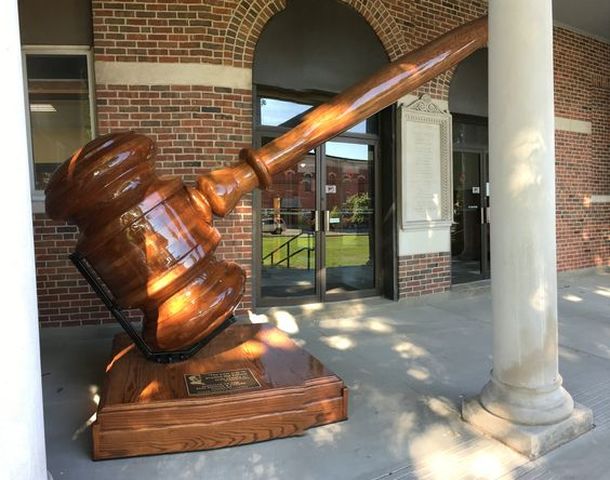 World's Largest Gavel