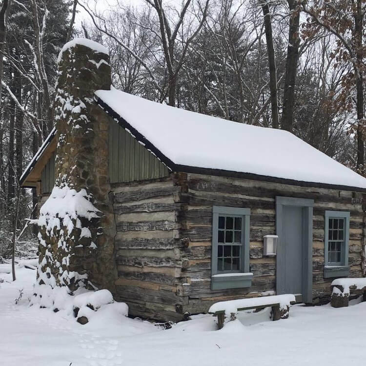 Kinmundy Log Cabin Village