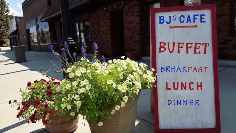 B.J.'s Garden Inn Cafe