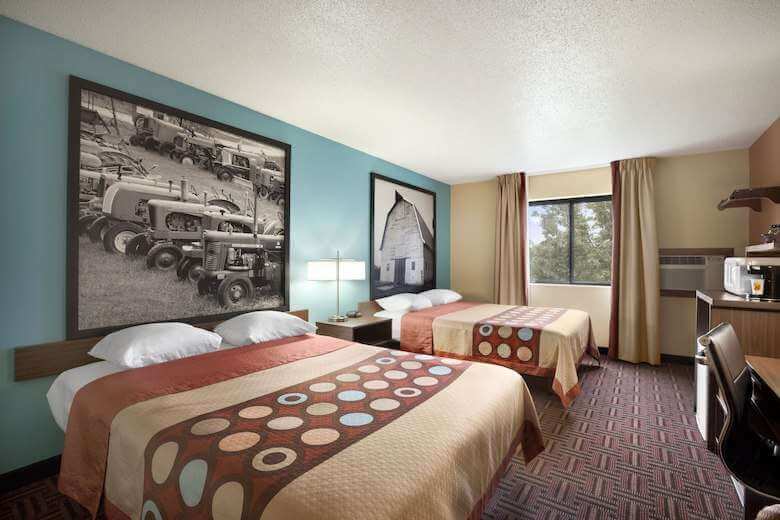 Super 8 by Wyndham - Salem